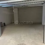 Affitto 3 camera appartamento di 90 m² in Albano Laziale