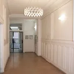 Rent 1 bedroom apartment of 35 m² in Paris