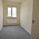 Rent 2 bedroom house in Wakefield