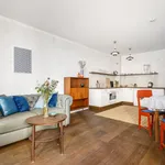 Rent 1 bedroom apartment of 517 m² in Berlin