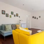 Rent 4 bedroom apartment of 75 m² in Lisboa