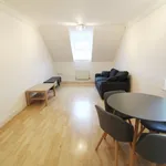 Rent 2 bedroom flat in South East England