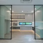 Rent 4 bedroom house of 421 m² in Bangkok