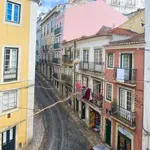 Rent 1 bedroom apartment of 45 m² in lisbon