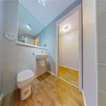 Rent 2 bedroom flat in Glasgow  West