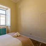 Rent a room in lisbon