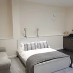 Studio apartment near Ipswich Waterfront & Town Centre (Has an Apartment)