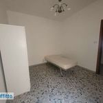 Affitto 4 camera appartamento di 150 m² in Chieti