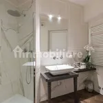 Rent 1 bedroom apartment of 50 m² in Florence