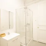 Rent 2 bedroom apartment of 10 m² in Barcelona