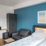 Rent 1 bedroom apartment of 18 m² in Düsseldorf