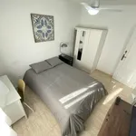 Rent 1 bedroom apartment of 12 m² in Madrid