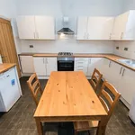 Rent 4 bedroom house in Leeds