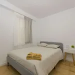 Rent a room of 75 m² in valencia