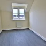 Rent 3 bedroom flat in South West England