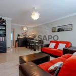 Rent 4 bedroom apartment of 142 m² in Loures