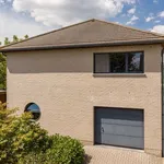 Maison de 1036 m² avec 4 chambre(s) en location à Hoogstraten