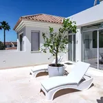 Rent 6 bedroom house of 960 m² in Marbella