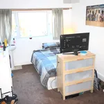 Rent 8 bedroom house in Leeds