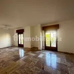 Rent 5 bedroom apartment of 160 m² in Palermo