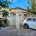 Rent 5 bedroom house of 104 m² in Ponteilla