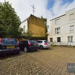 Rent 2 bedroom apartment of 49 m² in Cheltenham