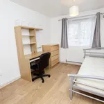 Rent 3 bedroom flat in West Midlands