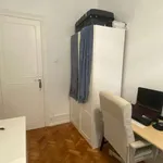 Rent a room in lisbon