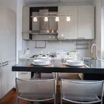 Rent 2 bedroom apartment of 100 m² in milan