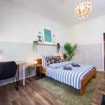 Miete 4 Schlafzimmer wohnung von 70 m² in Erfurt