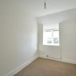 Rent 3 bedroom flat in South West England