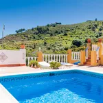 FANTÁSTICA VILLA EN NERJA