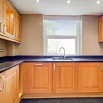 Rent 3 bedroom flat in London