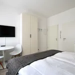 Rent 1 bedroom apartment of 25 m² in Köln