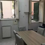 Rent a room in naples