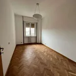 Rent 5 bedroom apartment of 170 m² in Milan