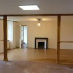 Maison de 235 m² avec 4 chambre(s) en location à Rhuis