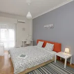 Rent 3 bedroom apartment in Athens