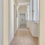 Rent 2 bedroom apartment in Milan