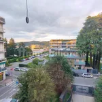 Affitto 3 camera appartamento di 105 m² in Bergamo