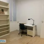 Rent 4 bedroom apartment of 80 m² in Bologna