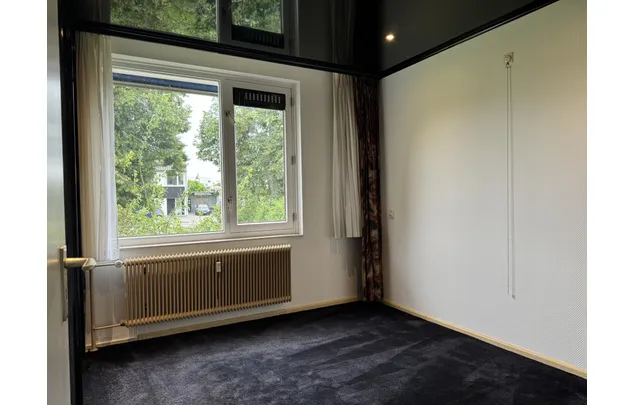 Huur 1 slaapkamer appartement van 67 m² in Maastricht