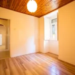 Alugar 2 quarto apartamento de 49 m² em Lisbon