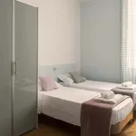 Rent 2 bedroom apartment in Como