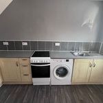 Rent 3 bedroom flat in West Midlands