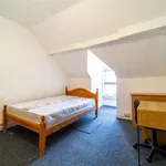 Rent 4 bedroom flat in West Midlands