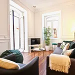 Rent 2 bedroom apartment in Lisbon