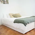 Rent 3 bedroom apartment in lisbon