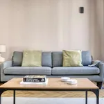 Rent 2 bedroom apartment of 65 m² in paris