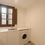 Rent 3 bedroom apartment in barcelona